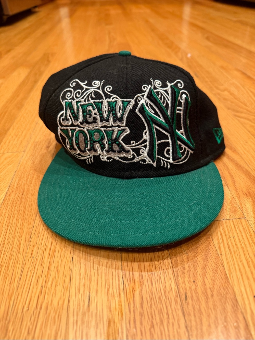 New Era Black & Green New York Embroidered Snapback
